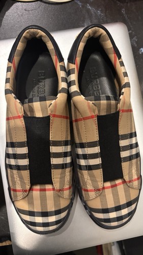 Burberry markham trainer - markham, kc