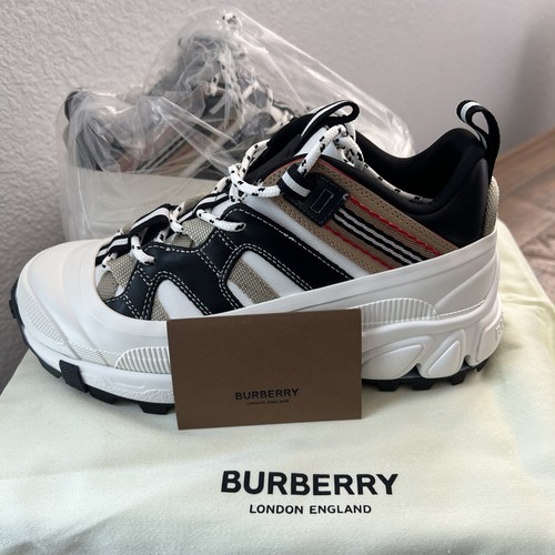 Burberry arthur story - arthur,