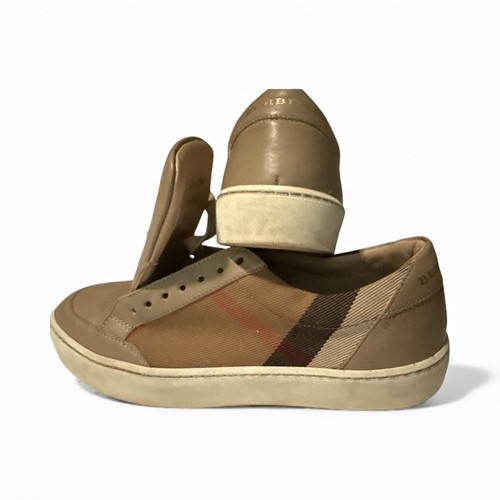 Burberry beige salmond house - beige,