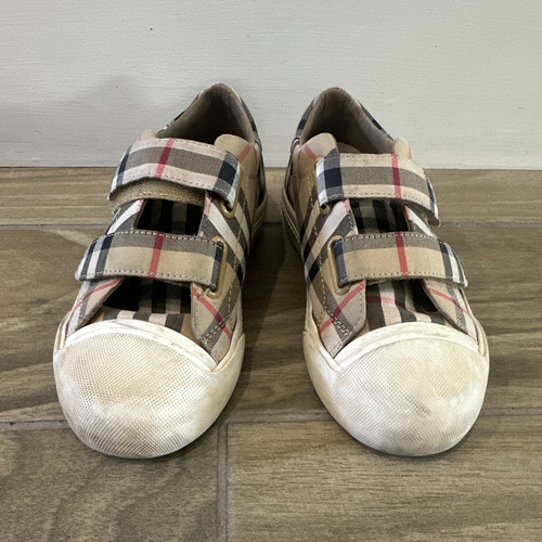 Burberry plaid hook - loop, low